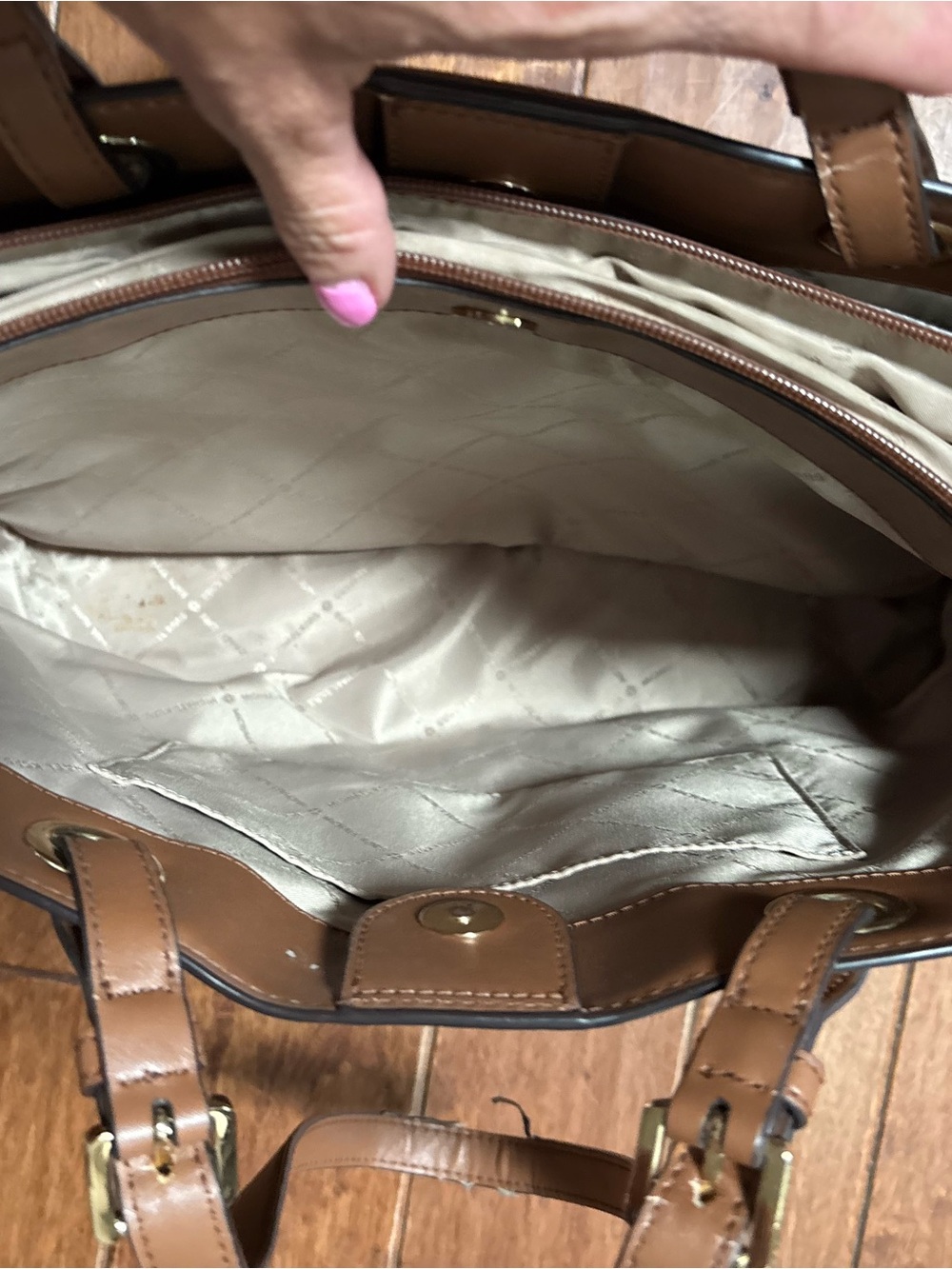 MICHAEL KORS Brown Pebbled Leather Tote Bag - Picture 9 of 14